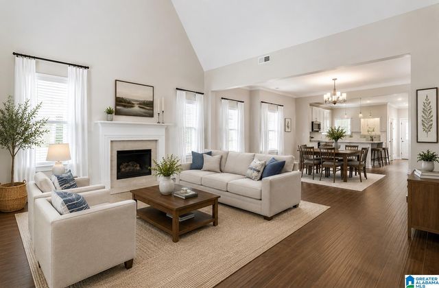 1013 UNALI LANE, Leeds, AL 35094