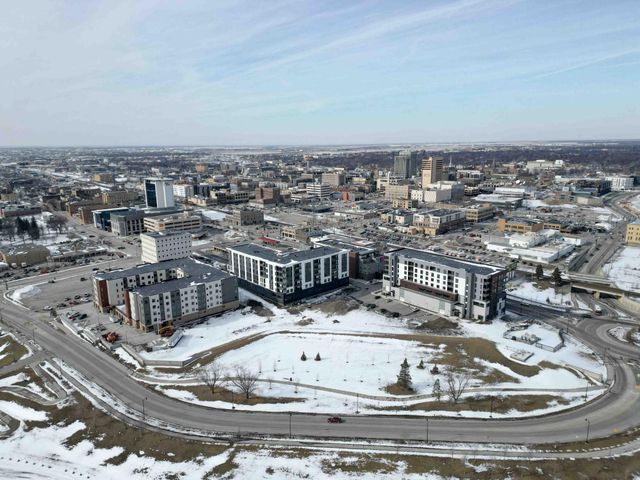 300 Main Avenue 511, Fargo, ND 58103