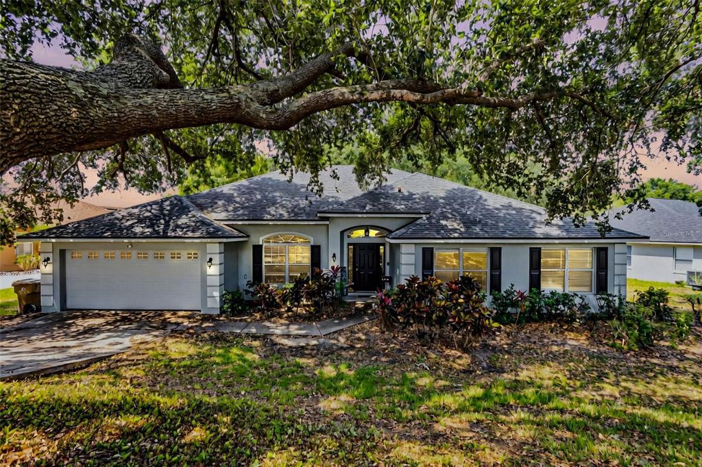 11126 OAKSHORE LANE, Clermont, FL 34711
