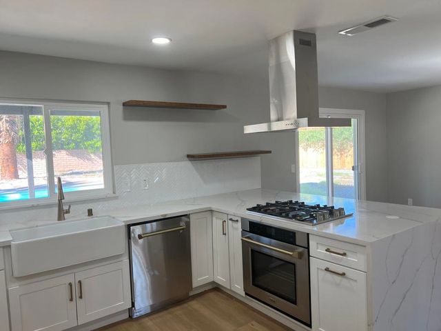 46075 Verba Santa Drive, Palm Desert, CA 92260