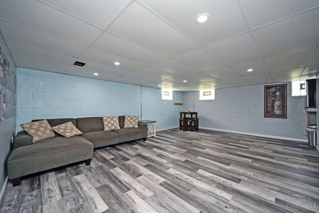 6988 Dimmick Road, West Chester, OH 45069