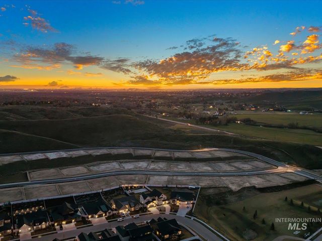 13400 N Summit View Way, Boise, ID 83714