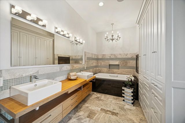 2727 Kirby Drive 19F, Houston, TX 77098