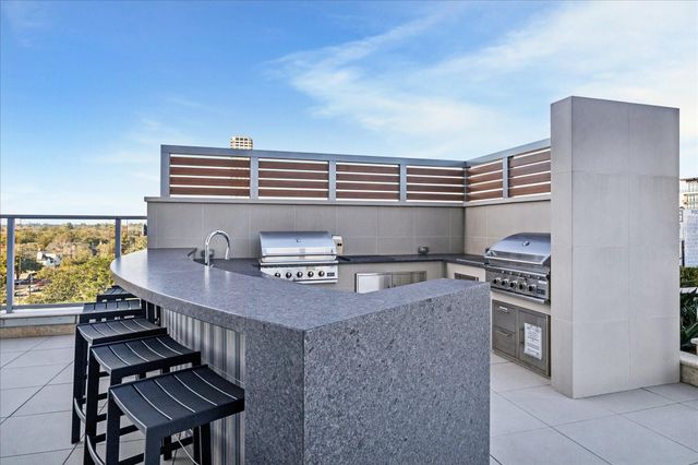 2727 Kirby Drive 19F, Houston, TX 77098