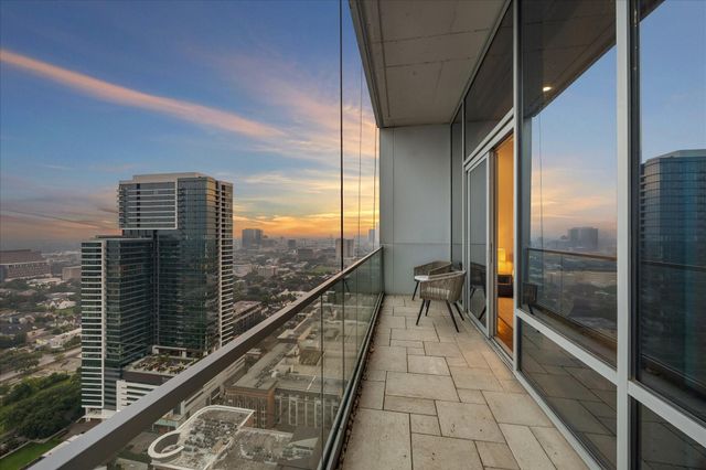 2727 Kirby Drive 19F, Houston, TX 77098