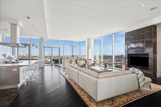 2727 Kirby Drive 19F, Houston, TX 77098