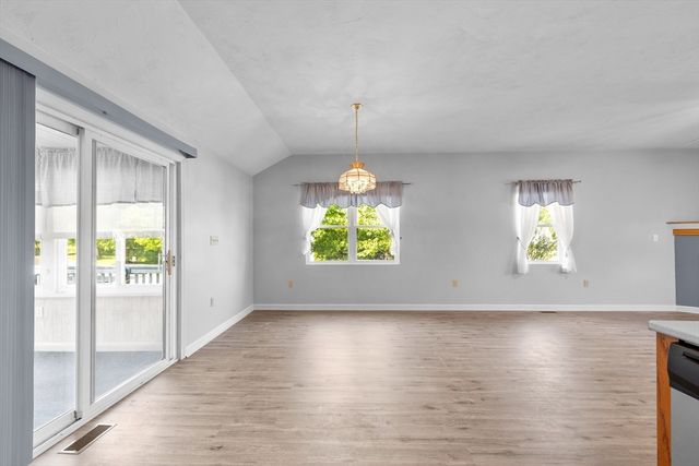 90 Crystal Water Dr 90, East Bridgewater, MA 02333