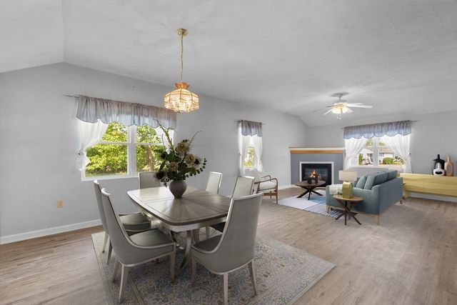 90 Crystal Water Dr 90, East Bridgewater, MA 02333