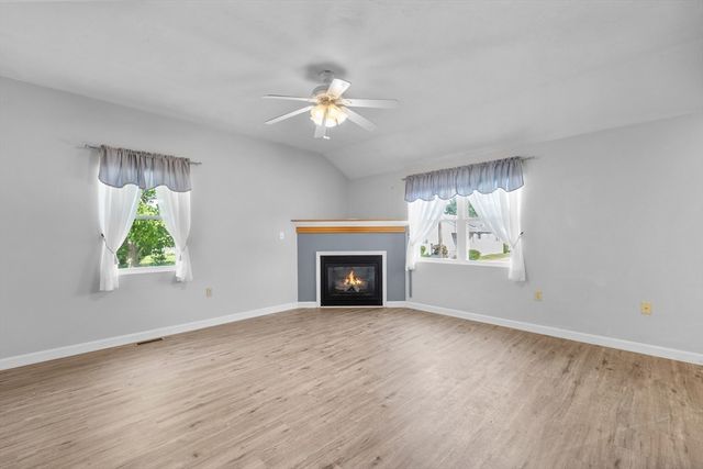 90 Crystal Water Dr 90, East Bridgewater, MA 02333