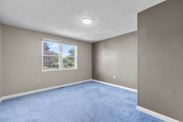 90 Crystal Water Dr 90, East Bridgewater, MA 02333
