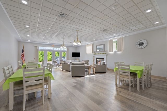 90 Crystal Water Dr 90, East Bridgewater, MA 02333
