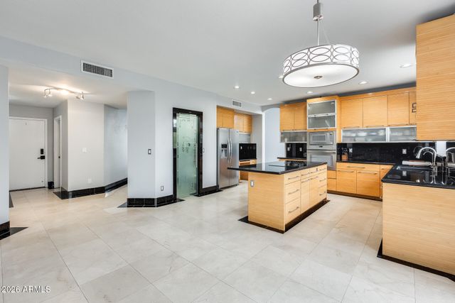 13210 N 13TH Street, Phoenix, AZ 85022
