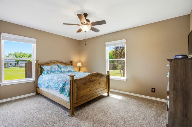 119 Harli Drive, Trenton, TX 75490
