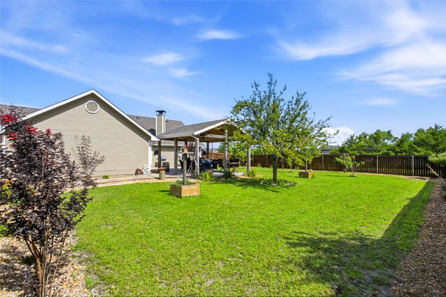 119 Harli Drive, Trenton, TX 75490