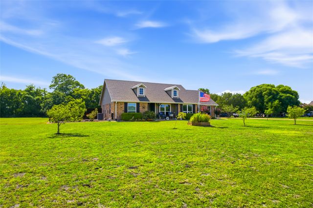 119 Harli Drive, Trenton, TX 75490