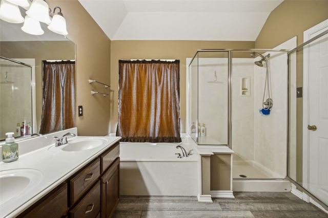 119 Harli Drive, Trenton, TX 75490
