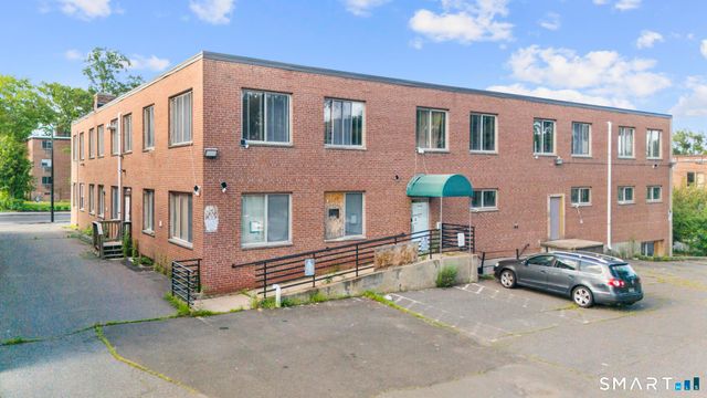 621 Farmington Avenue, Hartford, CT 06105