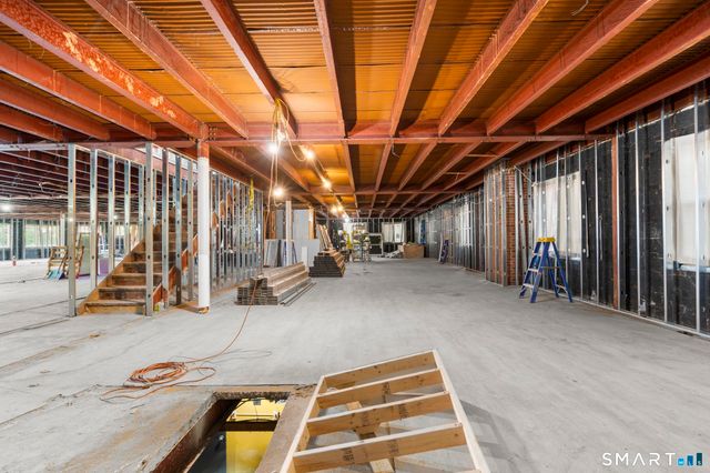 621 Farmington Avenue, Hartford, CT 06105