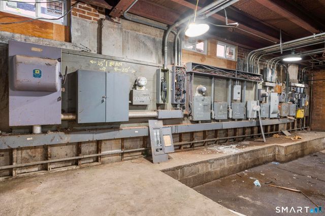 621 Farmington Avenue, Hartford, CT 06105