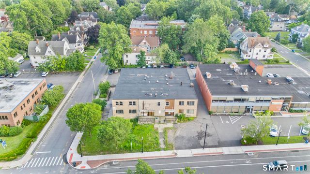 621 Farmington Avenue, Hartford, CT 06105