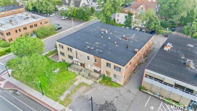 621 Farmington Avenue, Hartford, CT 06105