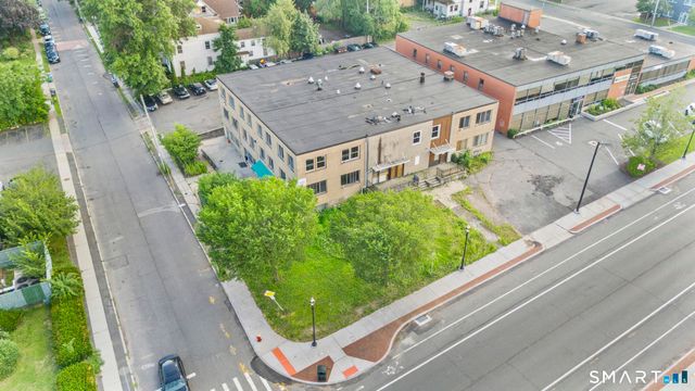 621 Farmington Avenue, Hartford, CT 06105