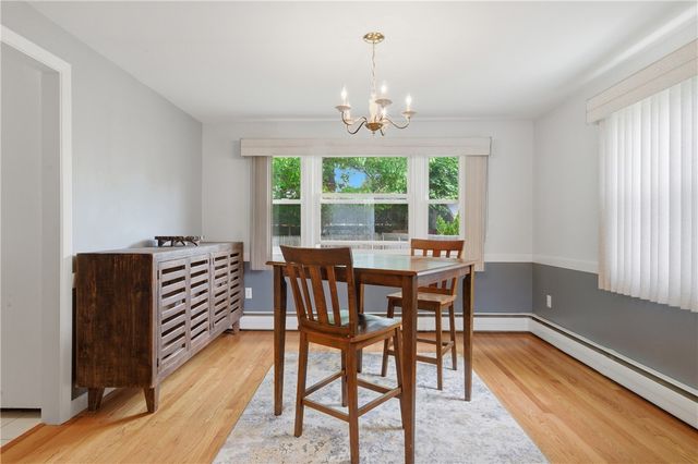35 Superior View Boulevard, North Providence, RI 02911