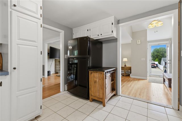 35 Superior View Boulevard, North Providence, RI 02911
