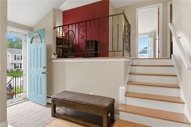 35 Superior View Boulevard, North Providence, RI 02911