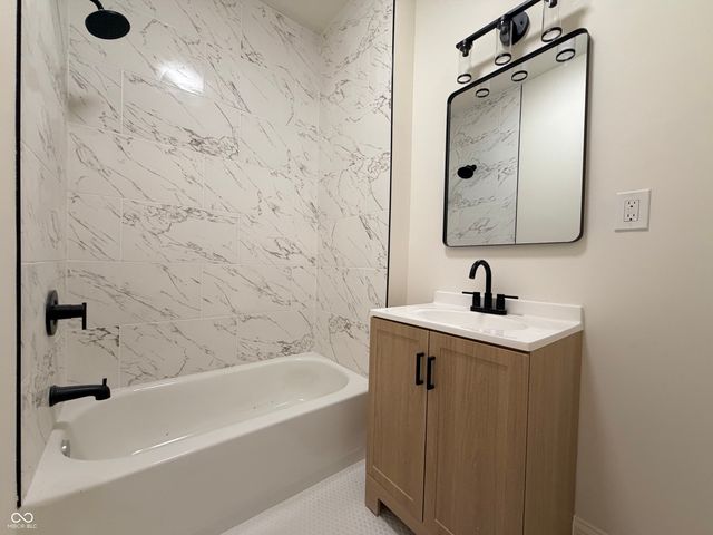 941 W 25th Street, Indianapolis, IN 46208