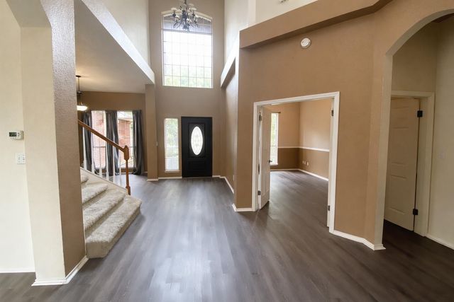 1718 Bow Ridge DR, Cedar Park, TX 78613