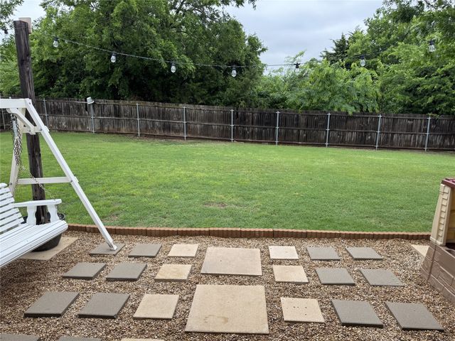 5809 Yellow Rose Court, Midlothian, TX 76065