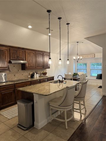 5809 Yellow Rose Court, Midlothian, TX 76065