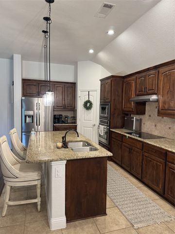 5809 Yellow Rose Court, Midlothian, TX 76065