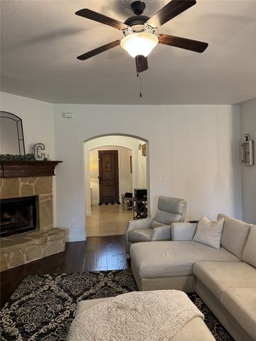 5809 Yellow Rose Court, Midlothian, TX 76065