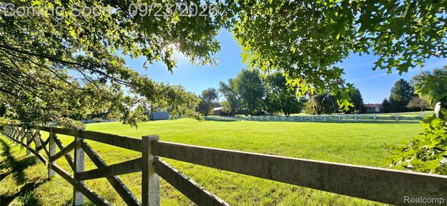 15681 Arnold Road, Unadilla Township, MI 48137