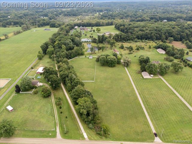 15681 Arnold Road, Unadilla Township, MI 48137