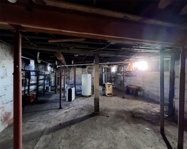 336 E Broad Street, Des Moines, IA 50315