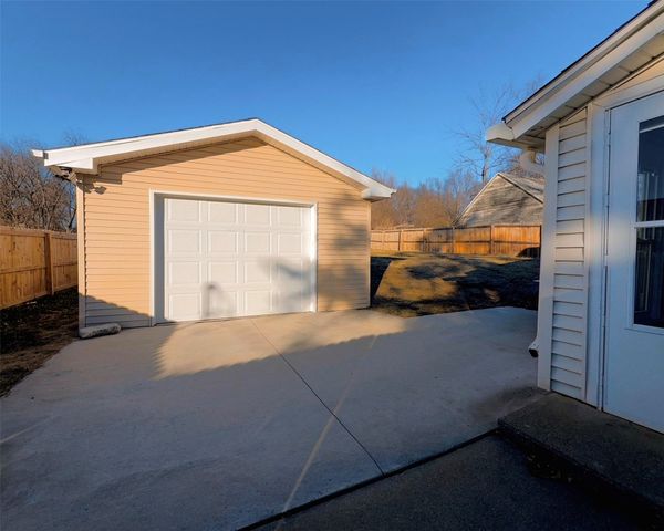 336 E Broad Street, Des Moines, IA 50315