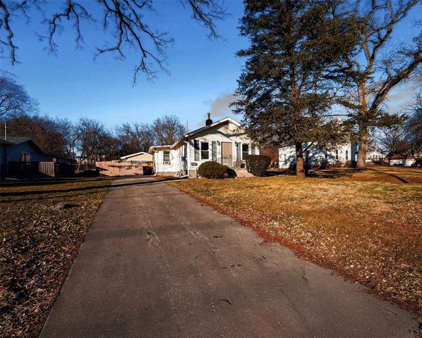 336 E Broad Street, Des Moines, IA 50315