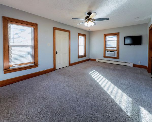 336 E Broad Street, Des Moines, IA 50315