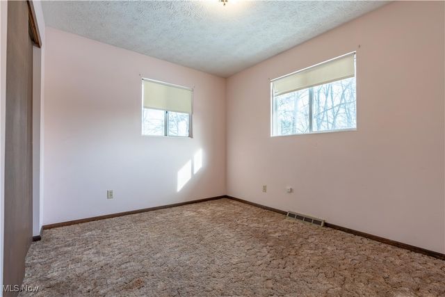 8695 Lansdale Avenue NW, North Canton, OH 44720