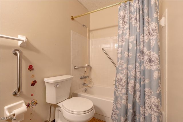 8695 Lansdale Avenue NW, North Canton, OH 44720