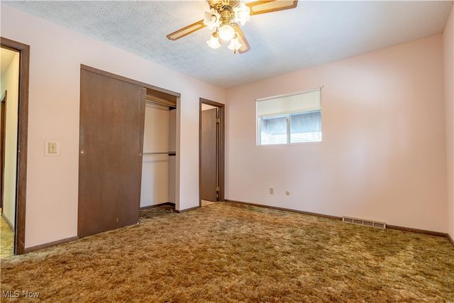 8695 Lansdale Avenue NW, North Canton, OH 44720