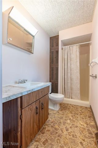 8695 Lansdale Avenue NW, North Canton, OH 44720