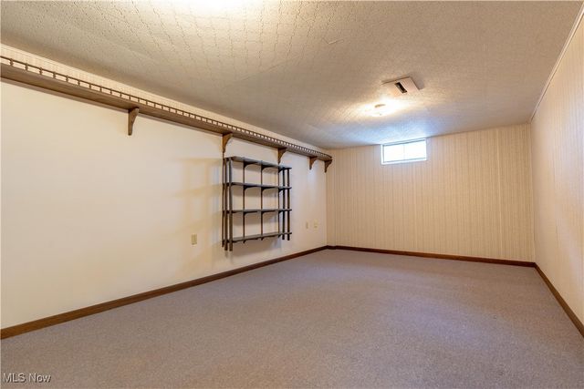 8695 Lansdale Avenue NW, North Canton, OH 44720