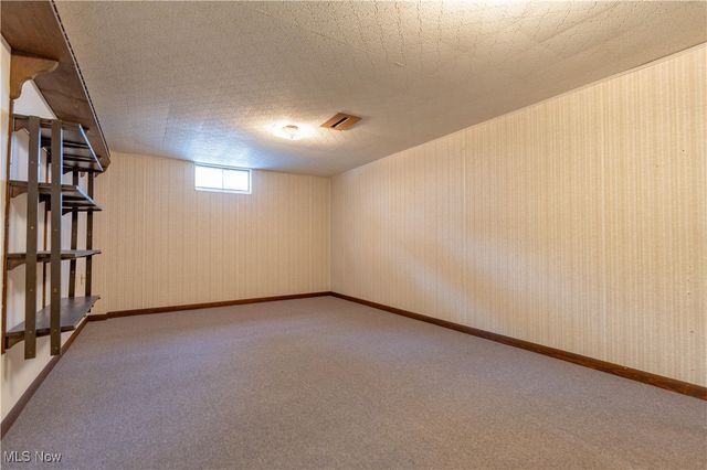 8695 Lansdale Avenue NW, North Canton, OH 44720