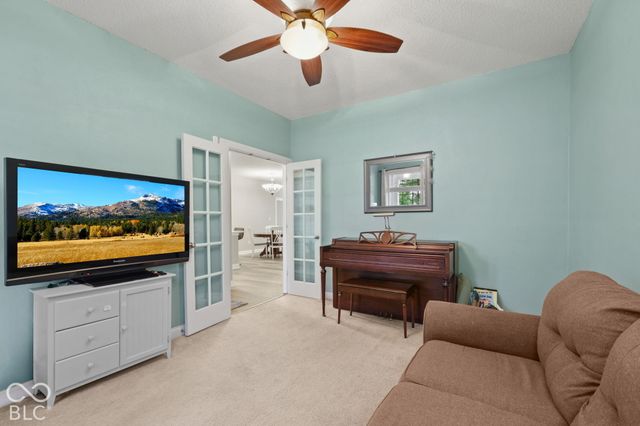 7104 Oldham Drive, Indianapolis, IN 46221