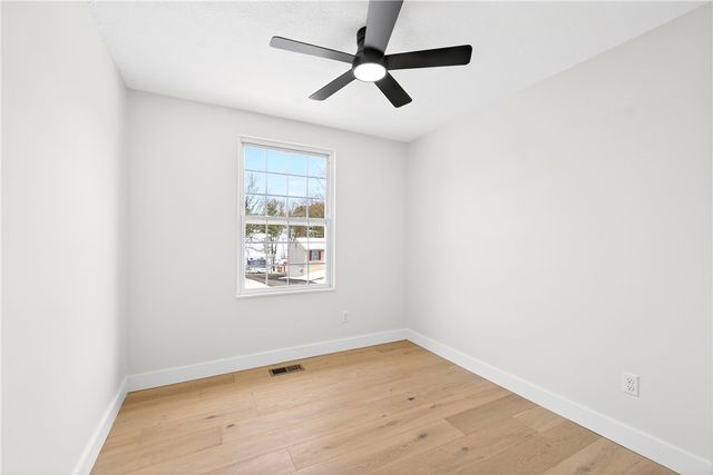 130 Fox Run Rd, Cranberry Twp, PA 16066