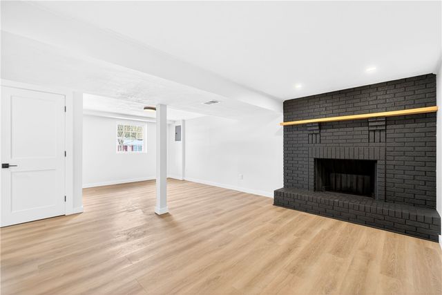 130 Fox Run Rd, Cranberry Twp, PA 16066